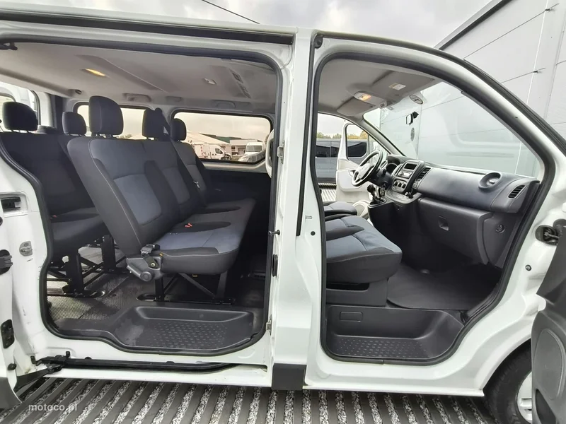 Opel Vivaro 19