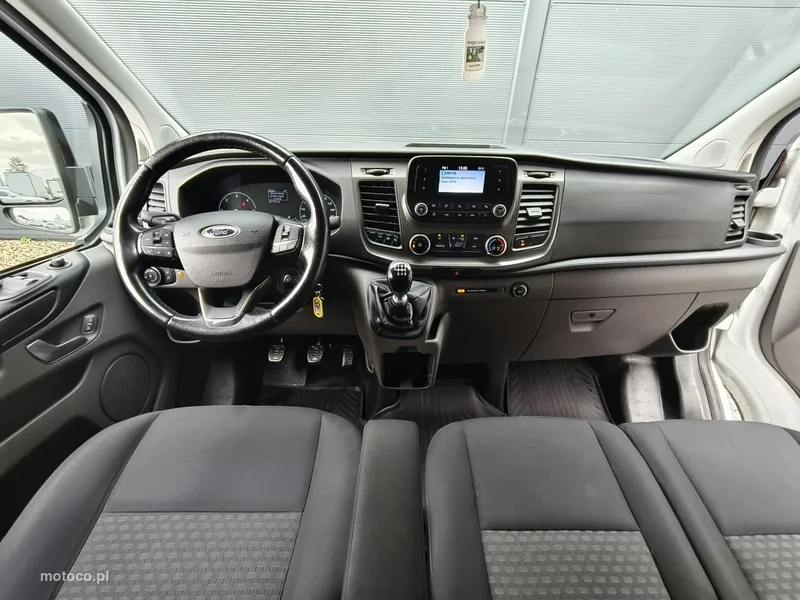 Ford Transit Custom 11