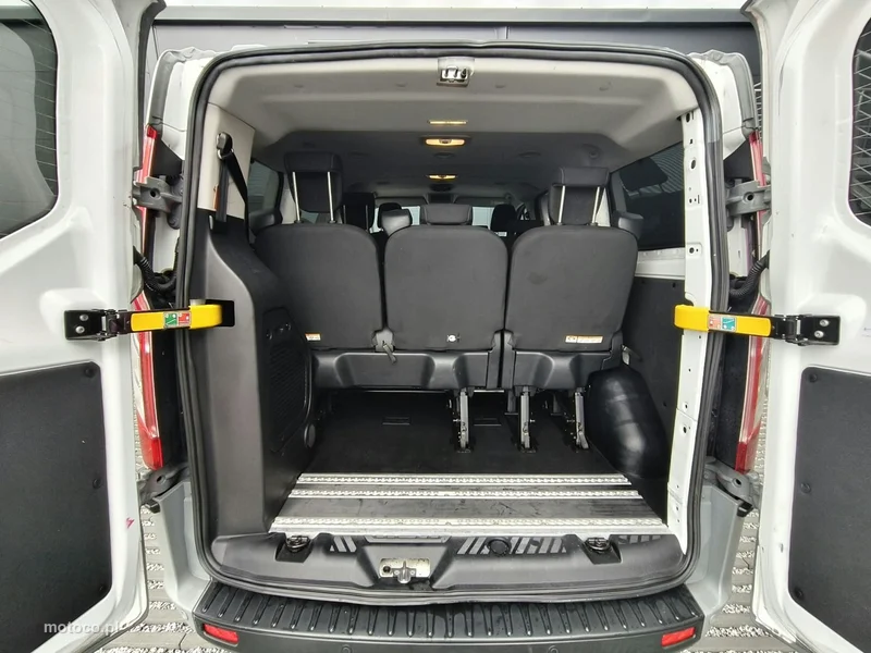 Ford Transit Custom 19