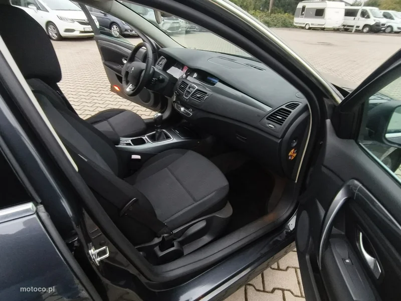 Renault Laguna III 14