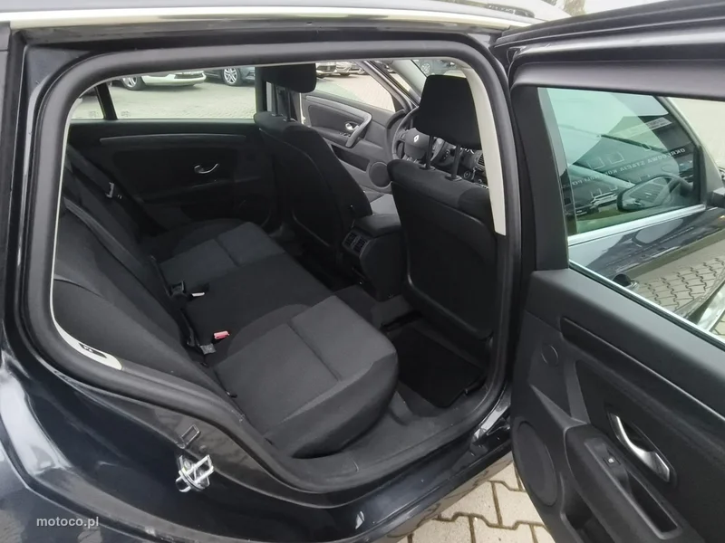 Renault Laguna III 15