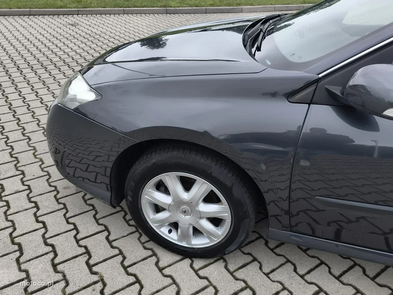 Renault Laguna III 22