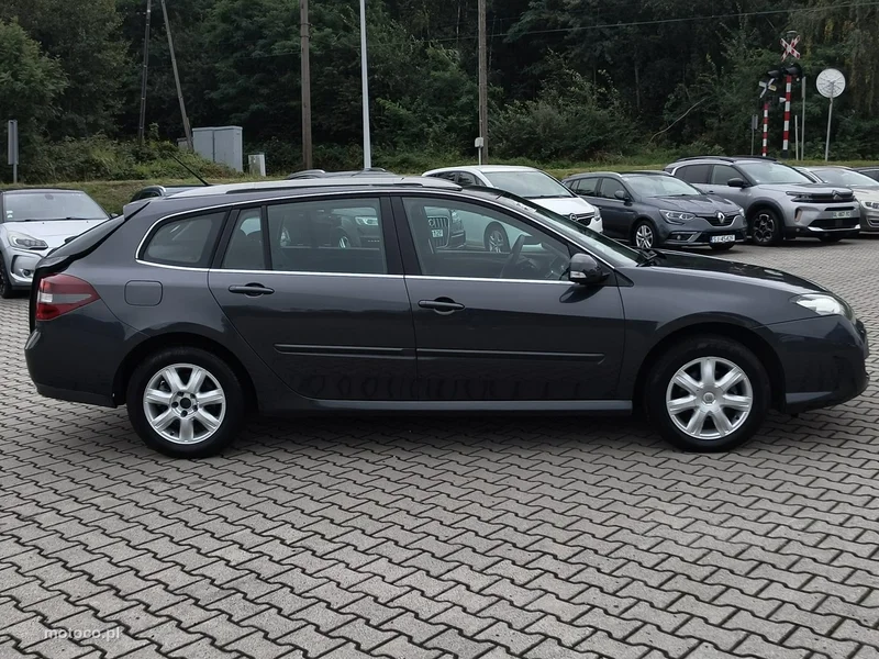 Renault Laguna III 8