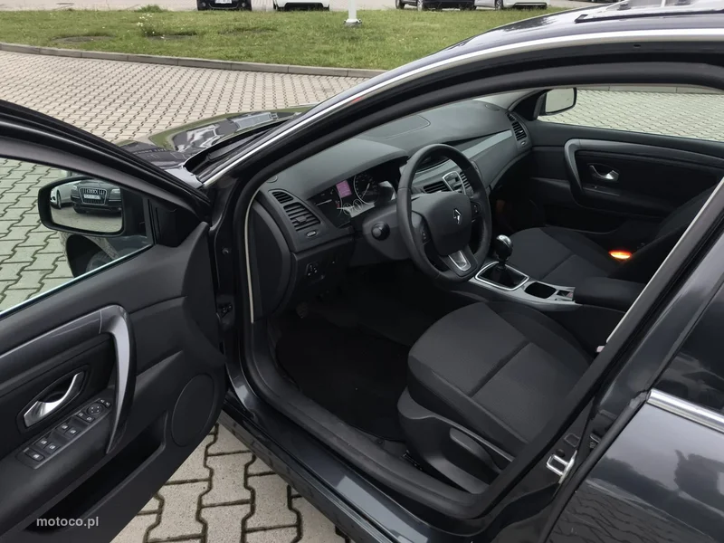 Renault Laguna III 10