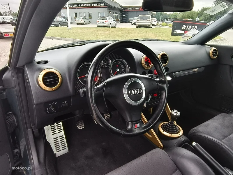 Audi TT 8N 11