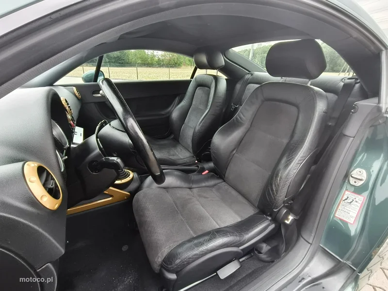 Audi TT 8N 10