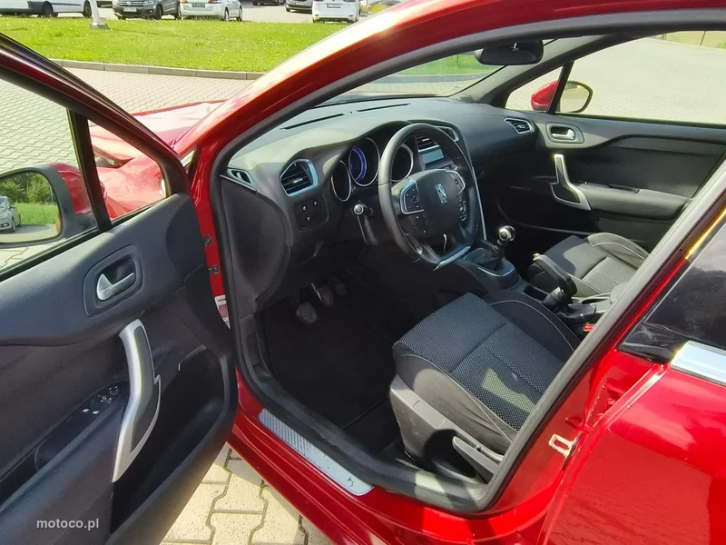Citroen DS4 10