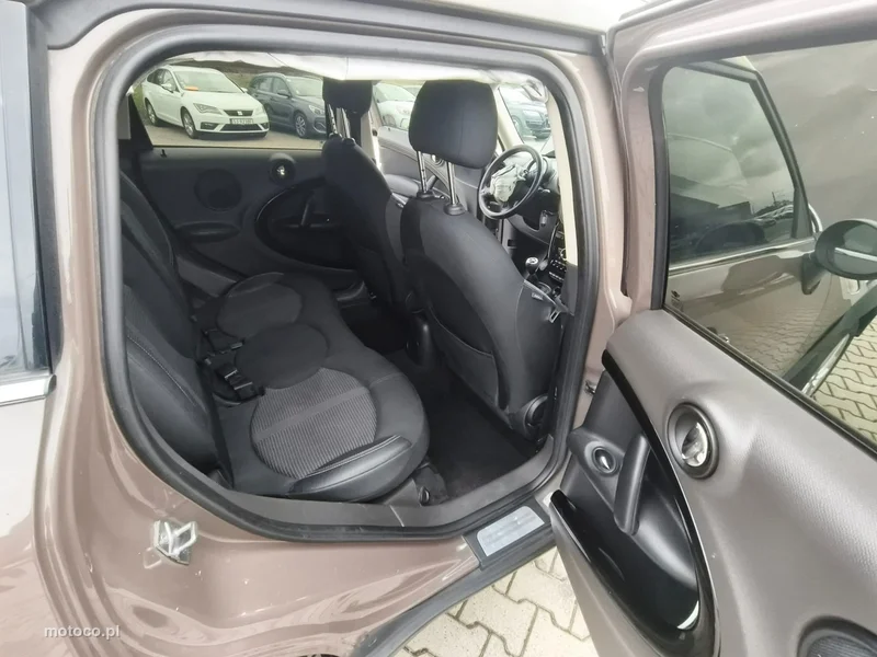 MINI Countryman 16