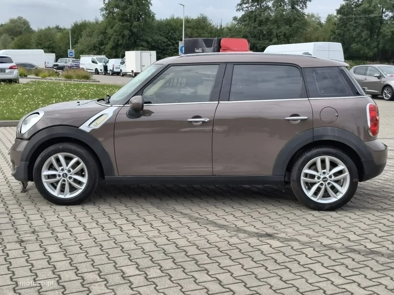 MINI Countryman 4