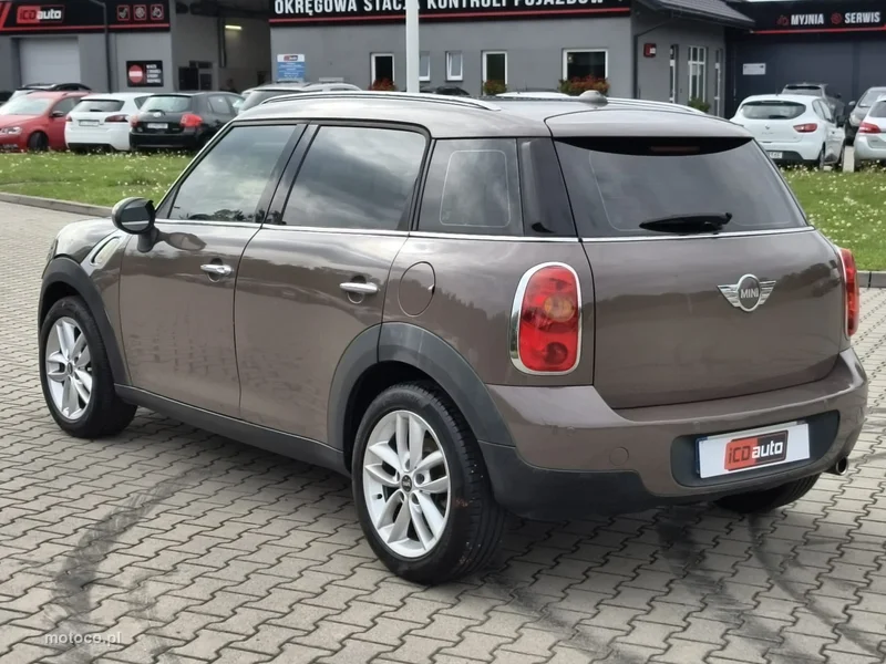 MINI Countryman 5