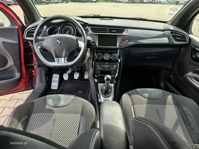 Citroen DS3 11