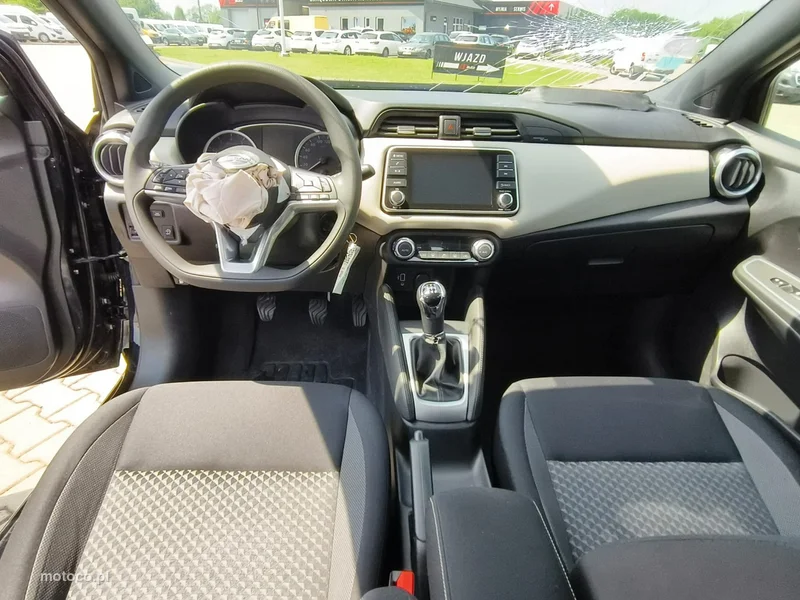 Nissan Micra 11