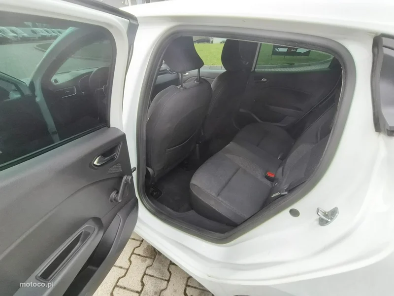 Renault Clio V 17