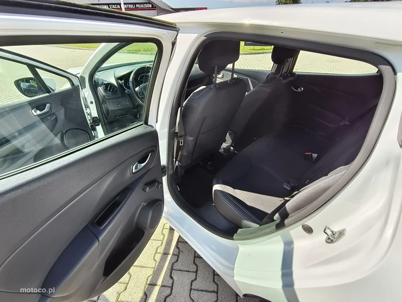 Renault Clio IV 16