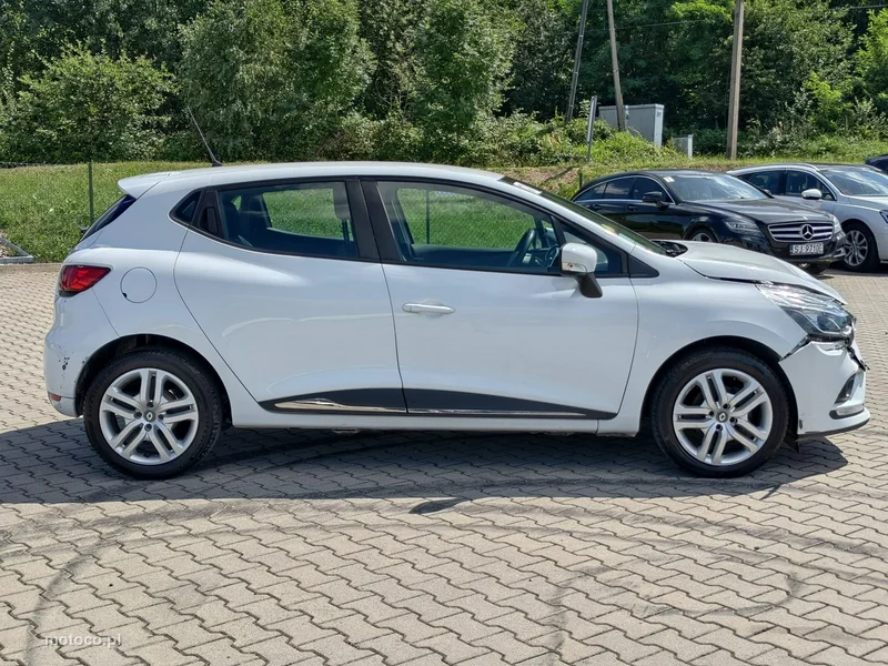 Renault Clio IV 8