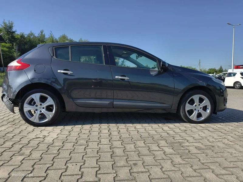 Renault Megane III 8
