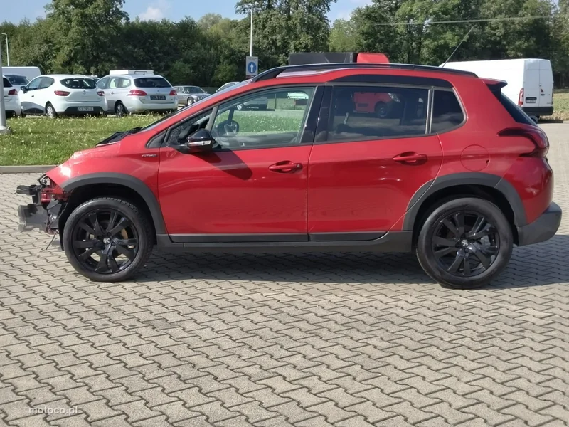 Peugeot 2008 4