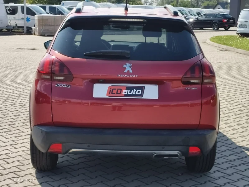 Peugeot 2008 6