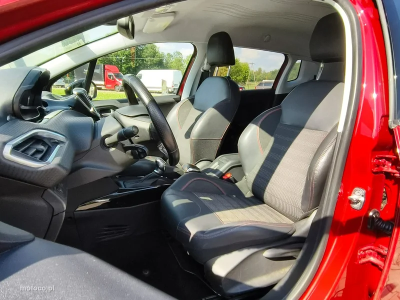 Peugeot 2008 10