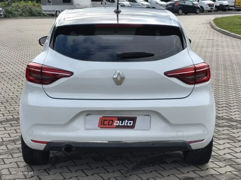 Renault Clio V 6