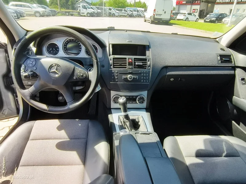 Mercedes-Benz Klasa C W204 C 200 11