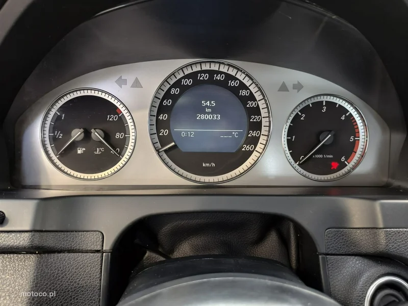 Mercedes-Benz Klasa C W204 C 200 13