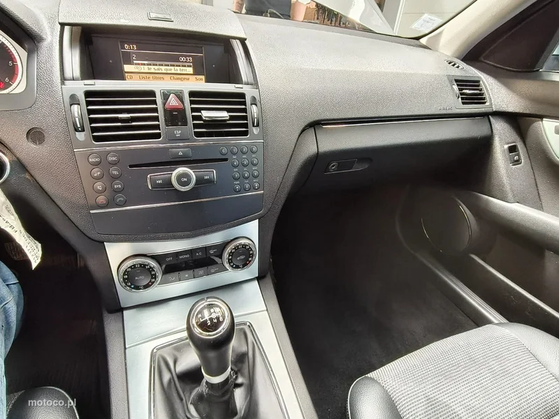 Mercedes-Benz Klasa C W204 C 200 15