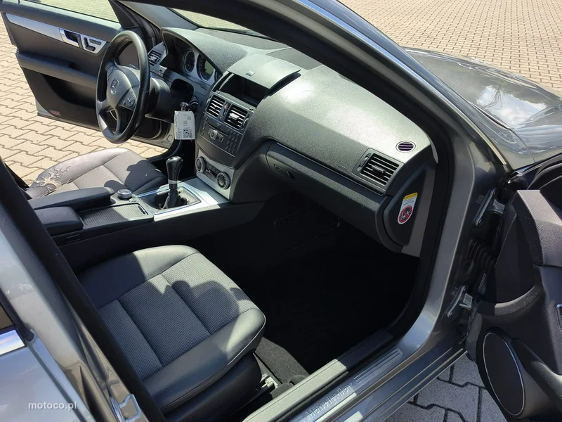 Mercedes-Benz Klasa C W204 C 200 16