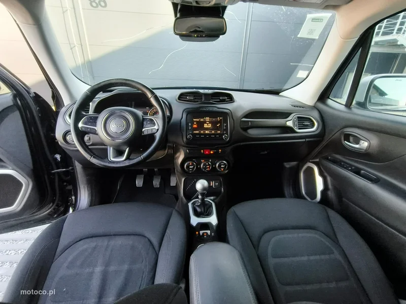 Jeep Renegade 9