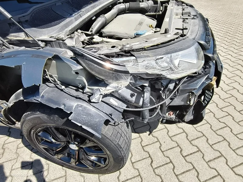 Land Rover Range Rover Evoque 25