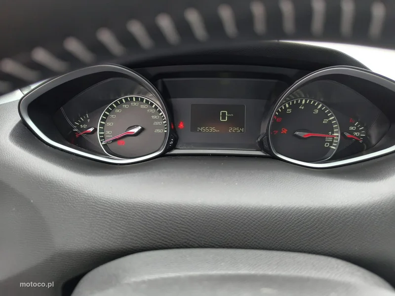 Peugeot 308 13