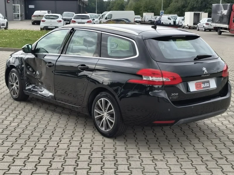 Peugeot 308 5