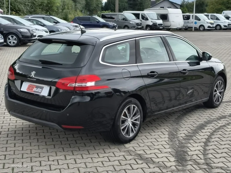 Peugeot 308 7