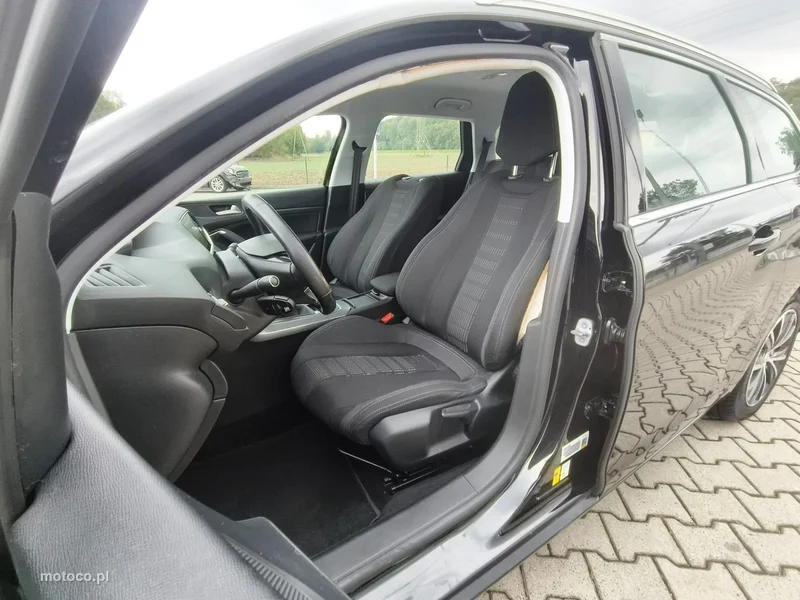 Peugeot 308 9