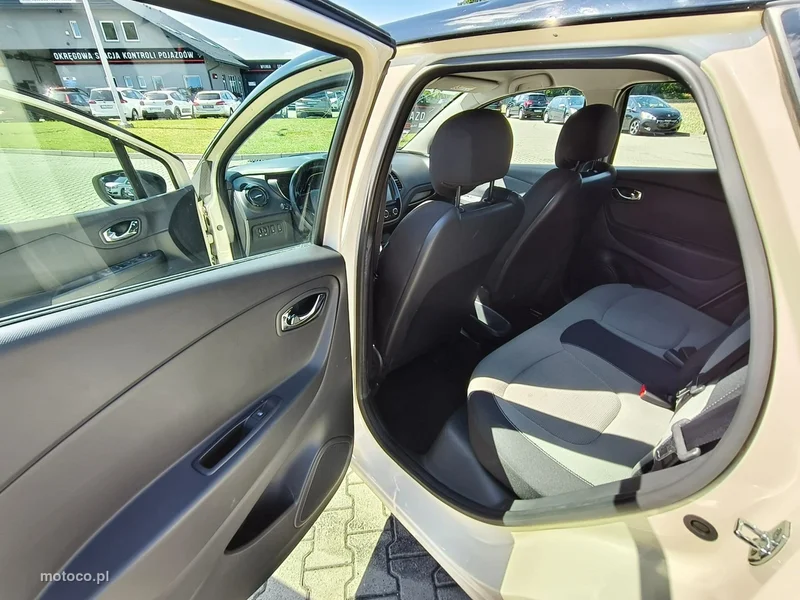 Renault Captur I 16