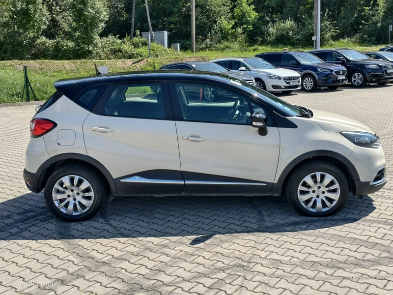 Renault Captur I 8