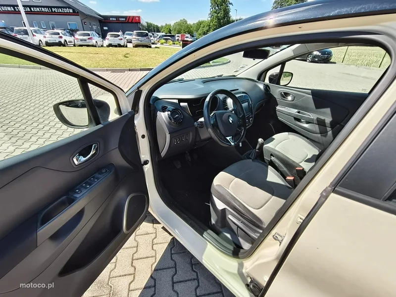 Renault Captur I 9