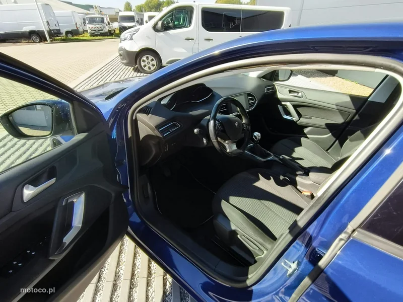 Peugeot 308 10