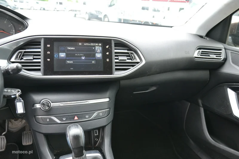 Peugeot 308 26