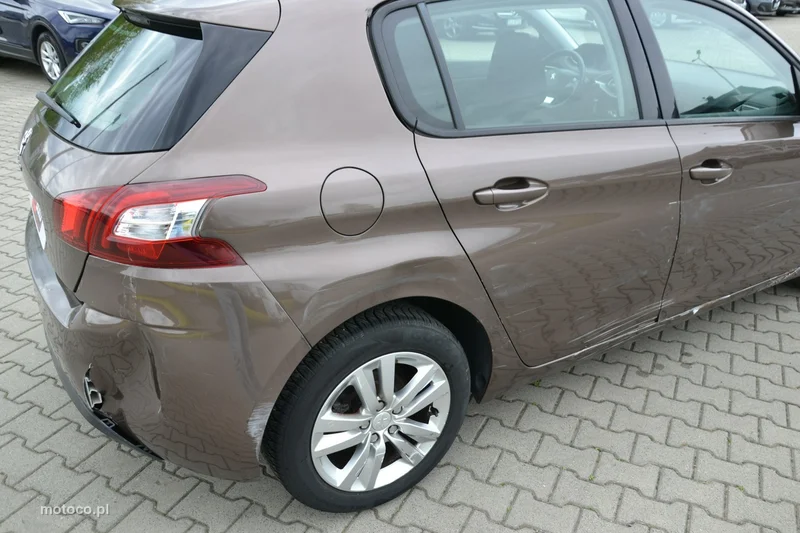 Peugeot 308 10