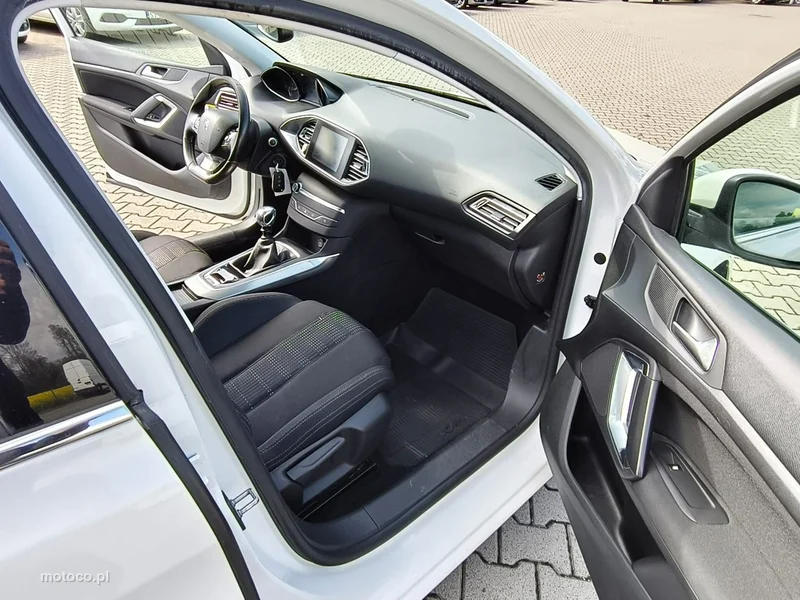 Peugeot 308 12