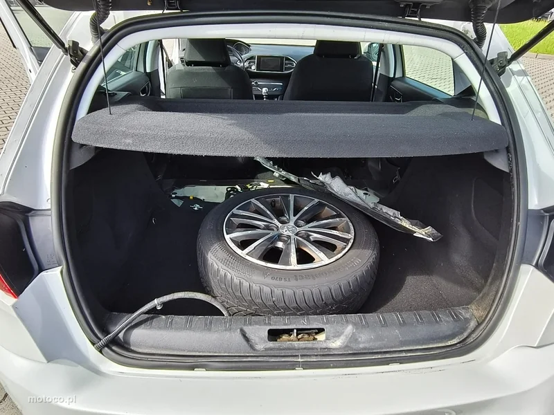 Peugeot 308 13