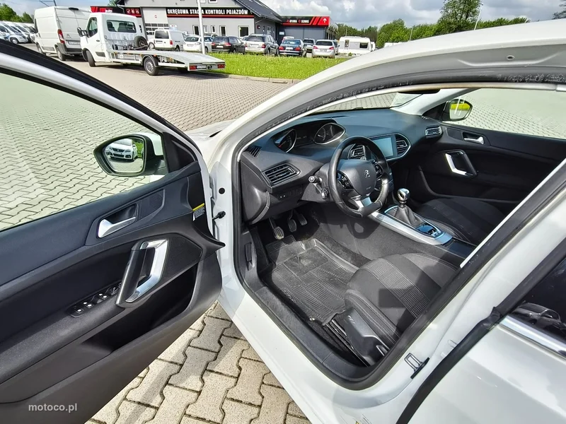 Peugeot 308 14