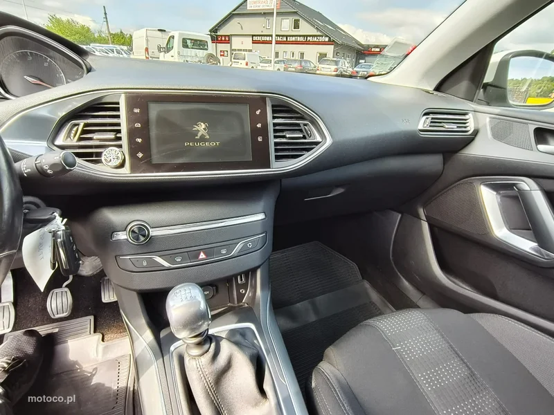 Peugeot 308 16