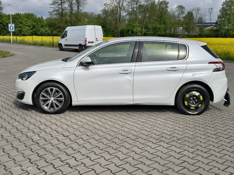 Peugeot 308 4
