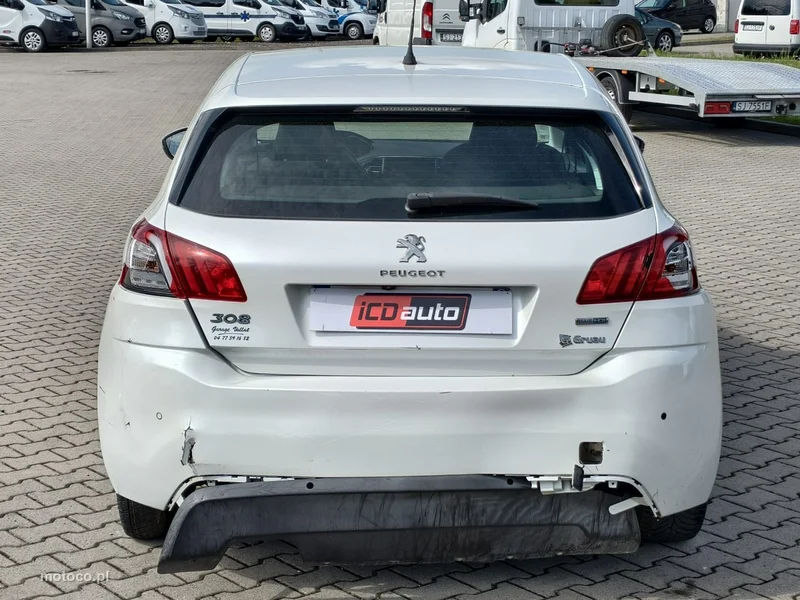 Peugeot 308 6