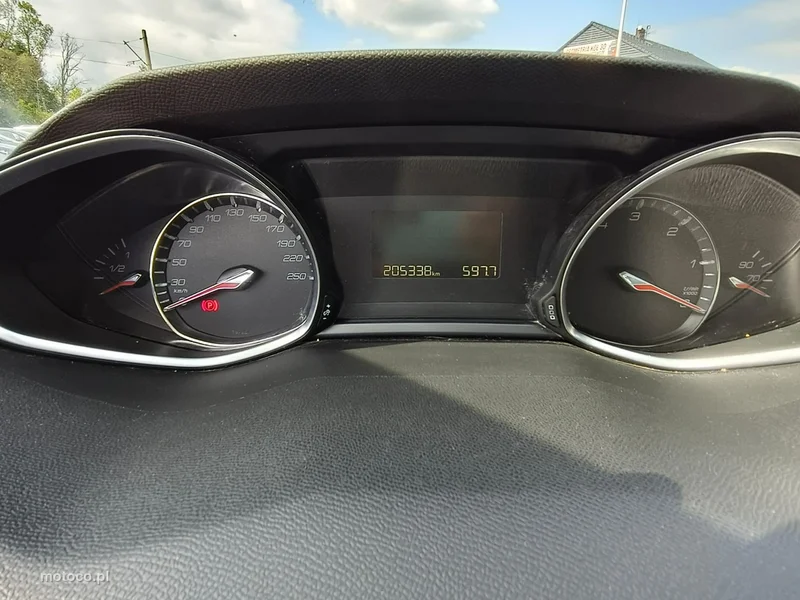Peugeot 308 10