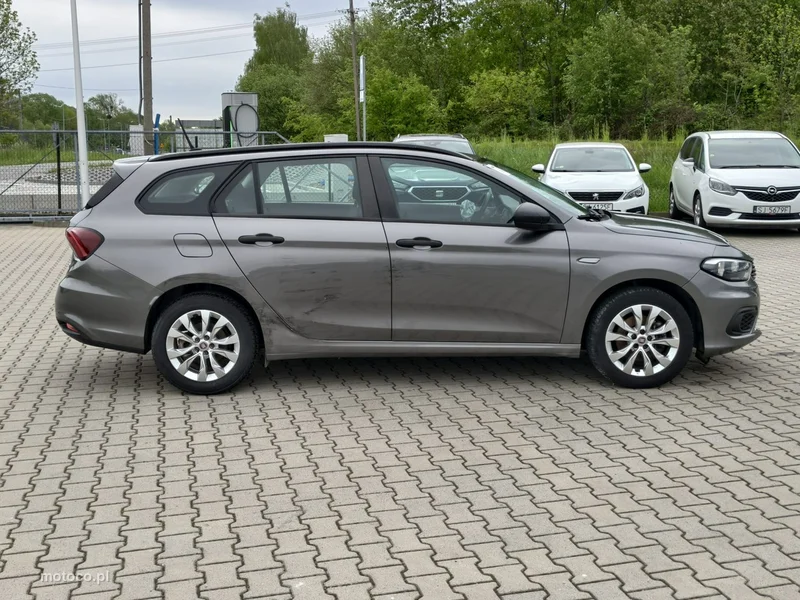 Fiat Tipo 8