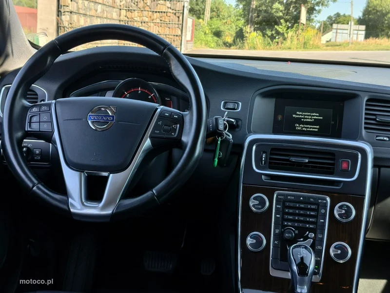 Volvo V60 11