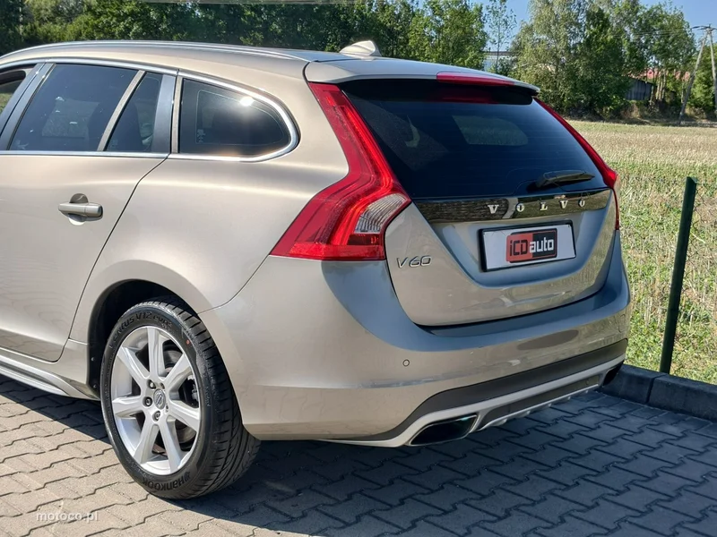 Volvo V60 23